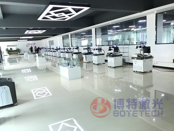 養(yǎng)成良好的操作習慣提升光纖激光打標機使用年限