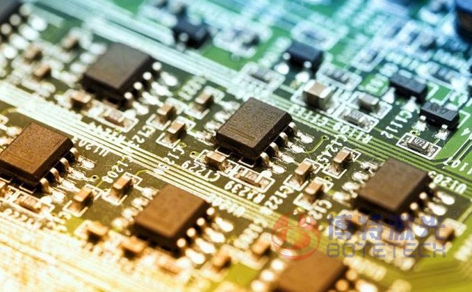 紫外激光打標(biāo)機(jī)PCB板冷加工鐳雕優(yōu)勢(shì)